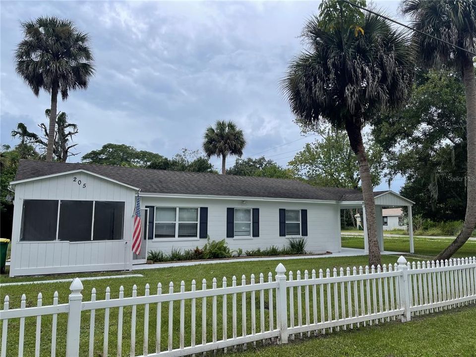 Recently Sold: $169,000 (3 beds, 1 baths, 1464 Square Feet)
