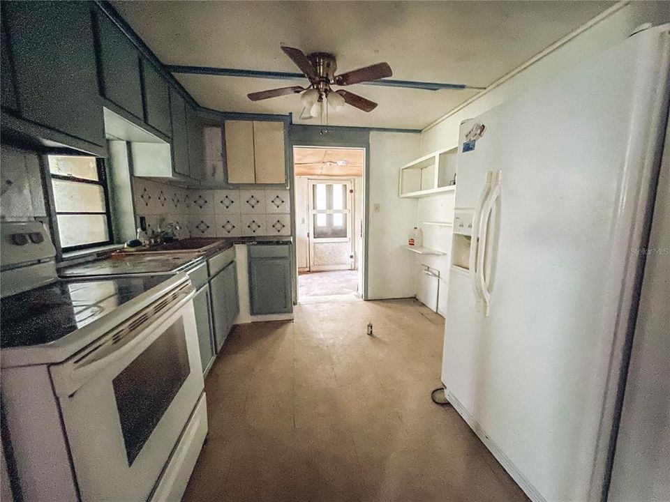 Recently Sold: $155,000 (3 beds, 2 baths, 1240 Square Feet)