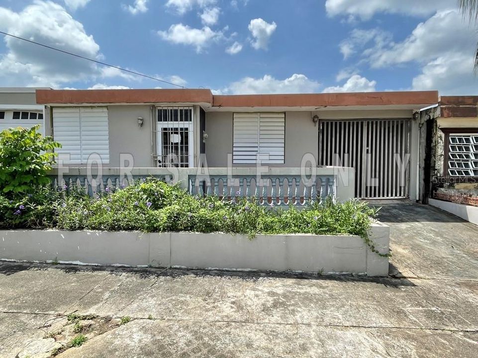 Recently Sold: $67,900 (3 beds, 1 baths, 1057 Square Feet)