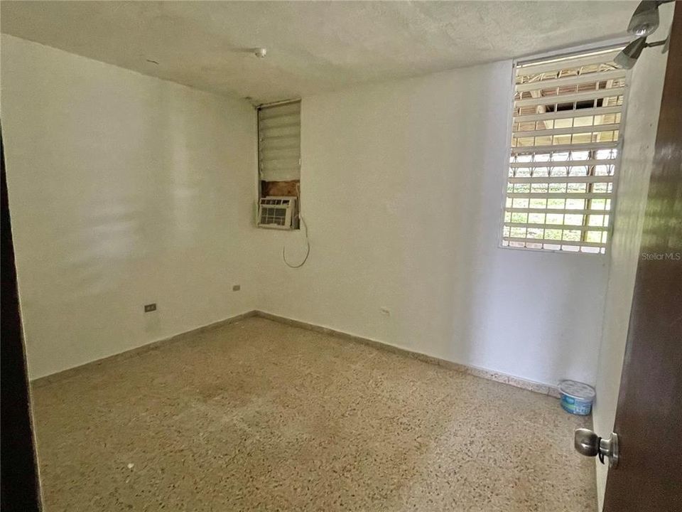 Vendido Recientemente: $67,900 (3 camas, 1 baños, 1057 Pies cuadrados)