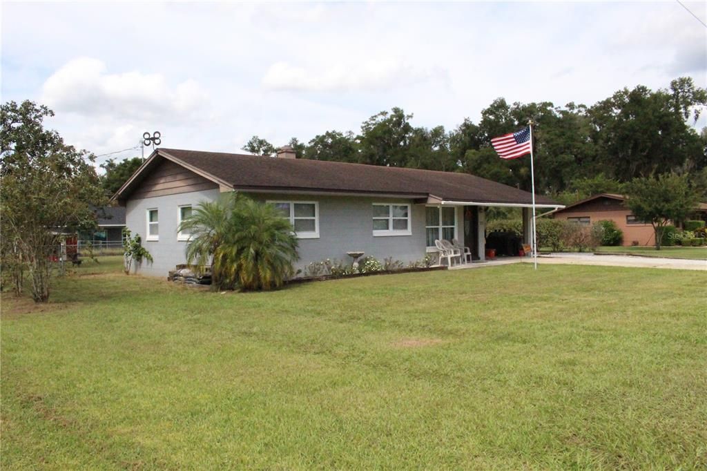 Recently Sold: $190,000 (3 beds, 1 baths, 912 Square Feet)