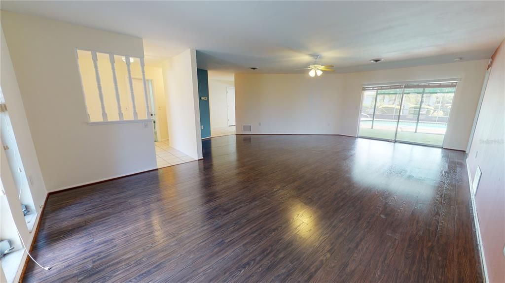 Recently Rented: $2,600 (3 beds, 2 baths, 1841 Square Feet)