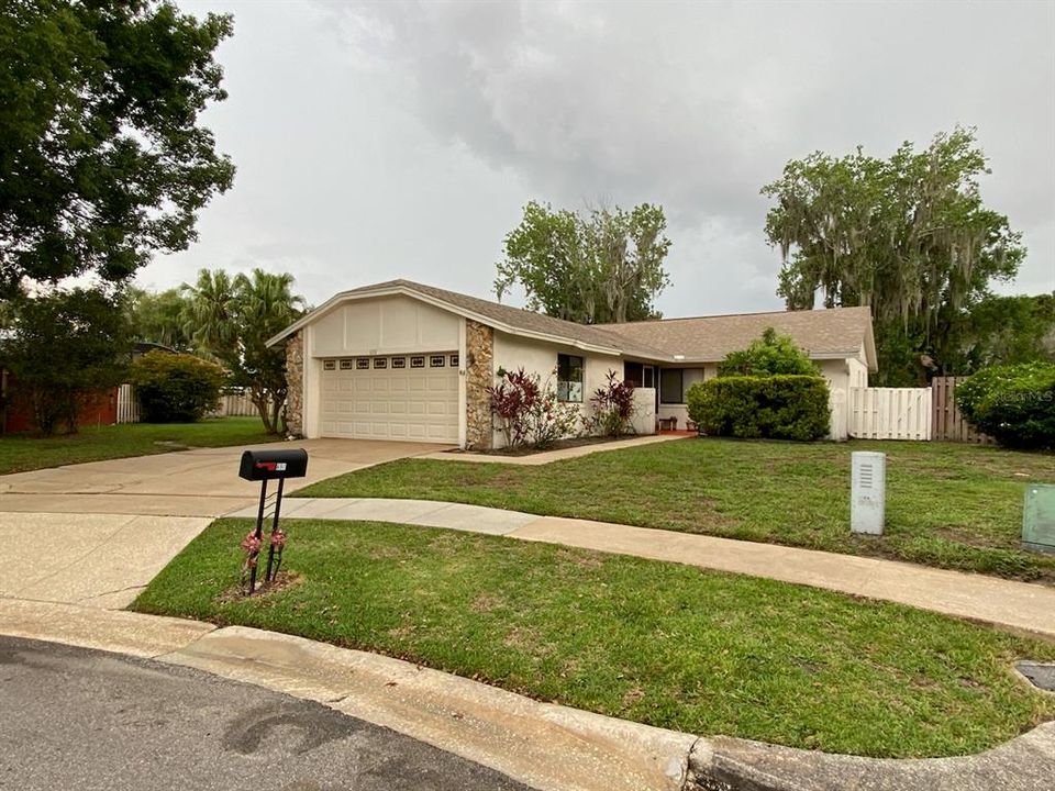 Recently Sold: $252,500 (3 beds, 2 baths, 1349 Square Feet)