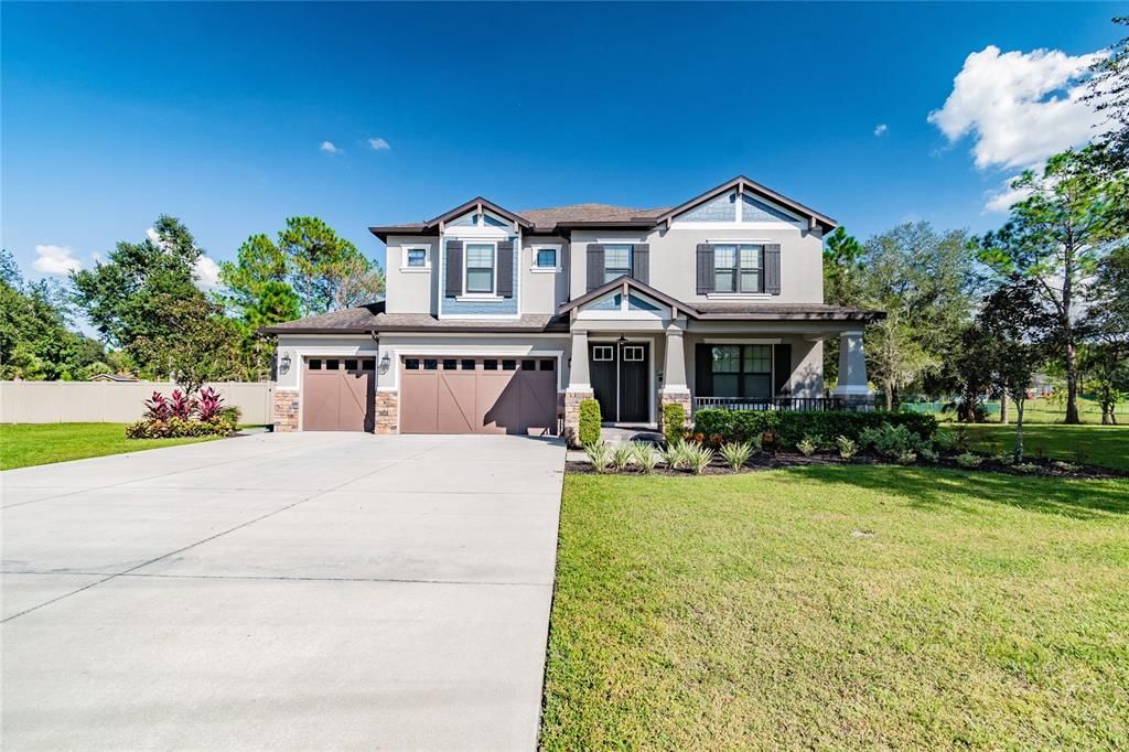 Recently Sold: $895,000 (4 beds, 3 baths, 3972 Square Feet)