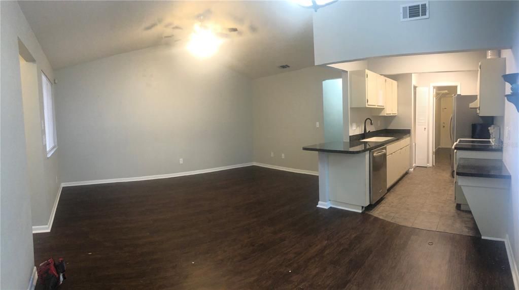 Recently Sold: $135,000 (2 beds, 2 baths, 908 Square Feet)