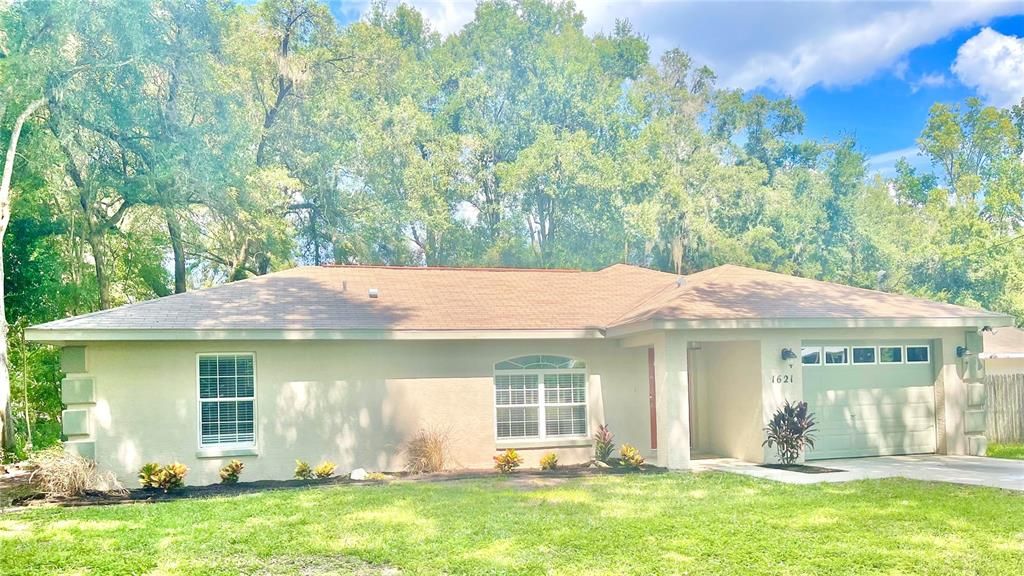 Recently Sold: $195,900 (3 beds, 2 baths, 1223 Square Feet)