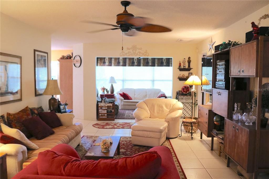 Recently Sold: $220,000 (2 beds, 2 baths, 1344 Square Feet)