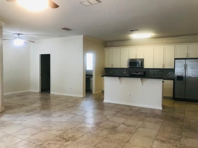 Recently Rented: $4,500 (4 beds, 2 baths, 2837 Square Feet)