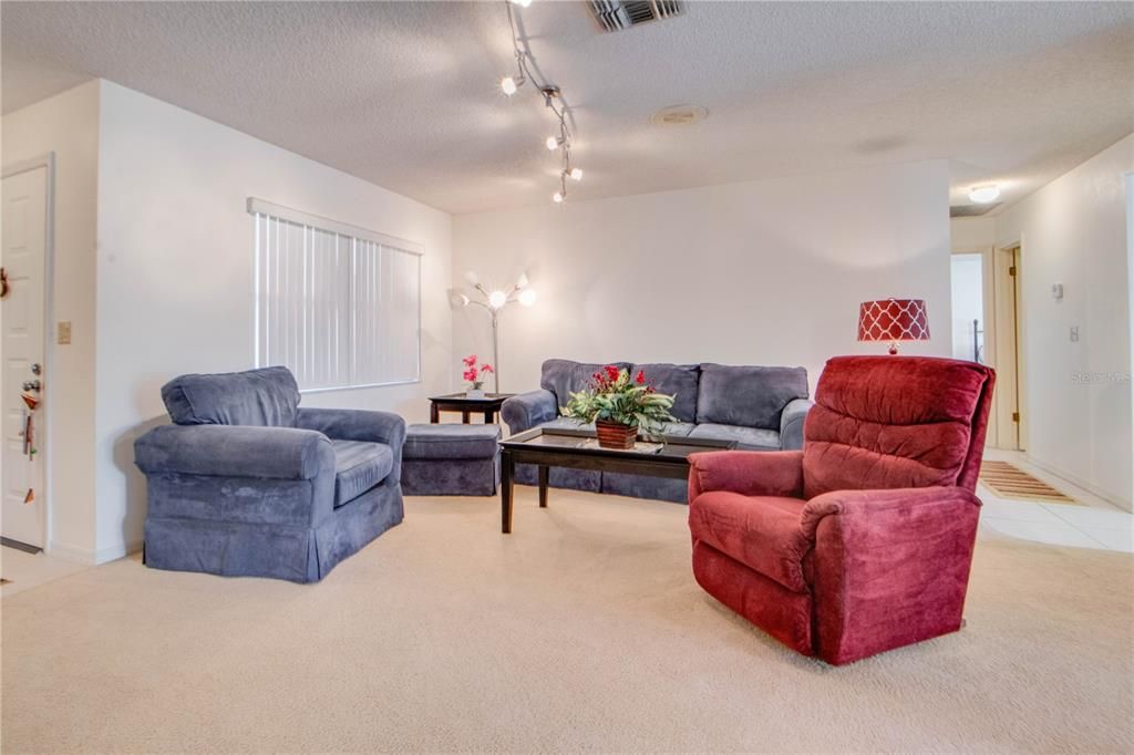 Recently Sold: $130,000 (2 beds, 2 baths, 1441 Square Feet)