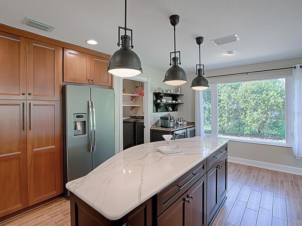 Solid wood cabinets with roll outs and soft close