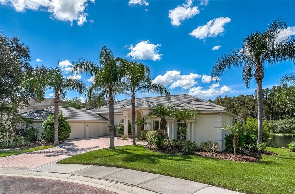 Recently Sold: $795,000 (4 beds, 3 baths, 3155 Square Feet)
