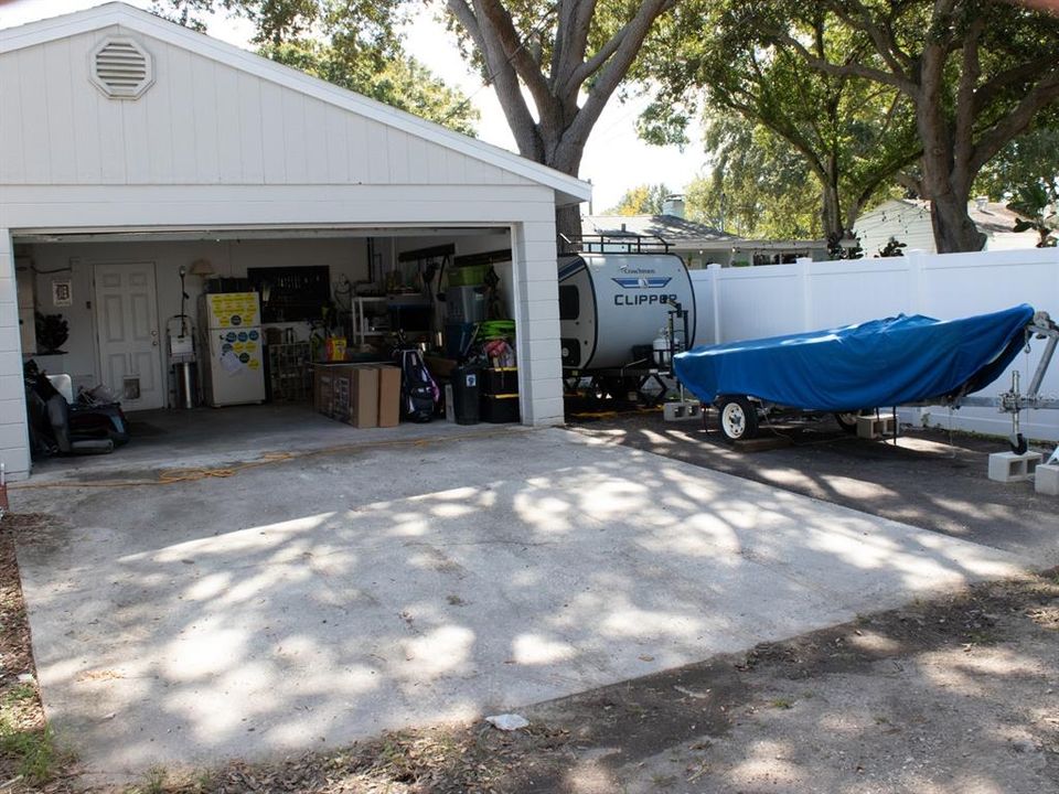 Extra large double drive way plus room for your boats