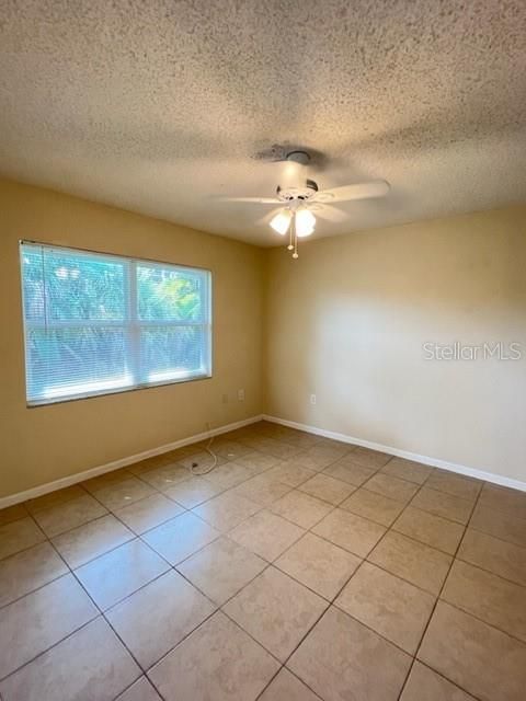 Recently Rented: $1,250 (2 beds, 2 baths, 1000 Square Feet)