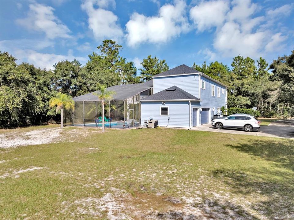 Recently Sold: $825,000 (5 beds, 3 baths, 3298 Square Feet)