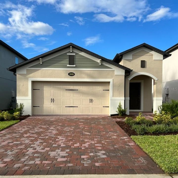 Recently Sold: $361,170 (3 beds, 2 baths, 1610 Square Feet)