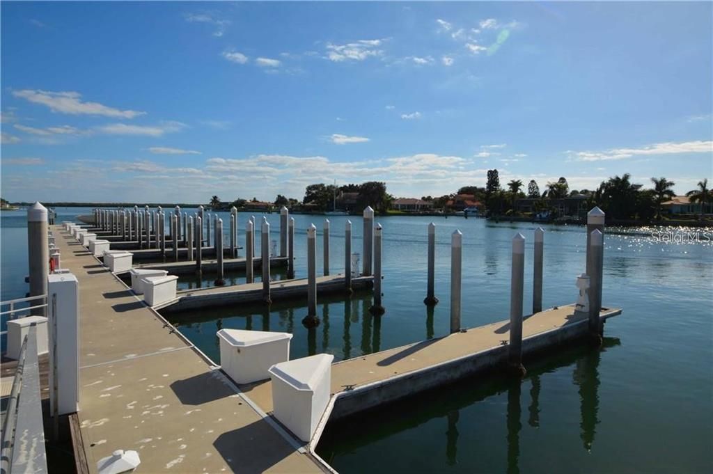 The community has a marina, boat slips and dock.