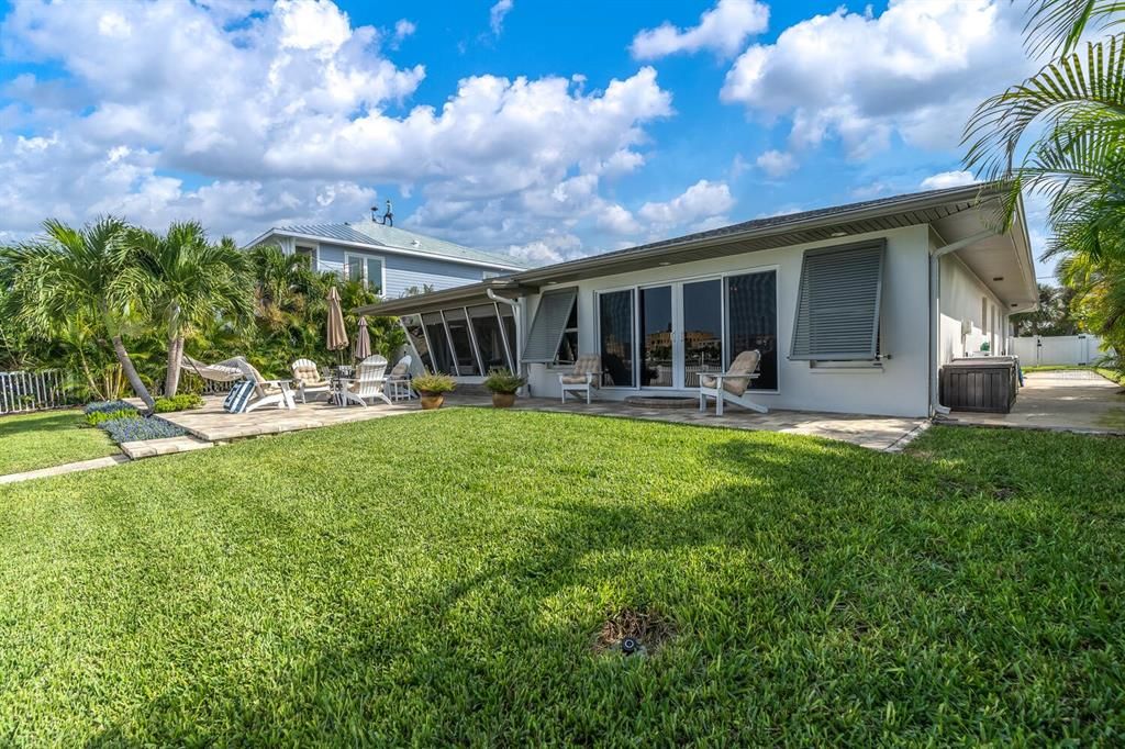Recently Sold: $1,325,000 (3 beds, 3 baths, 2171 Square Feet)