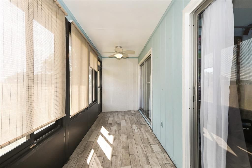 Recently Sold: $110,000 (2 beds, 2 baths, 978 Square Feet)