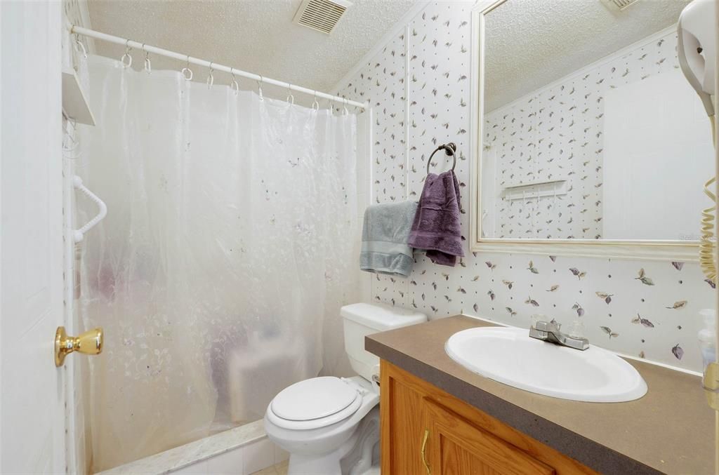 最近售出: $229,000 (3 贝兹, 2 浴室, 1440 平方英尺)
