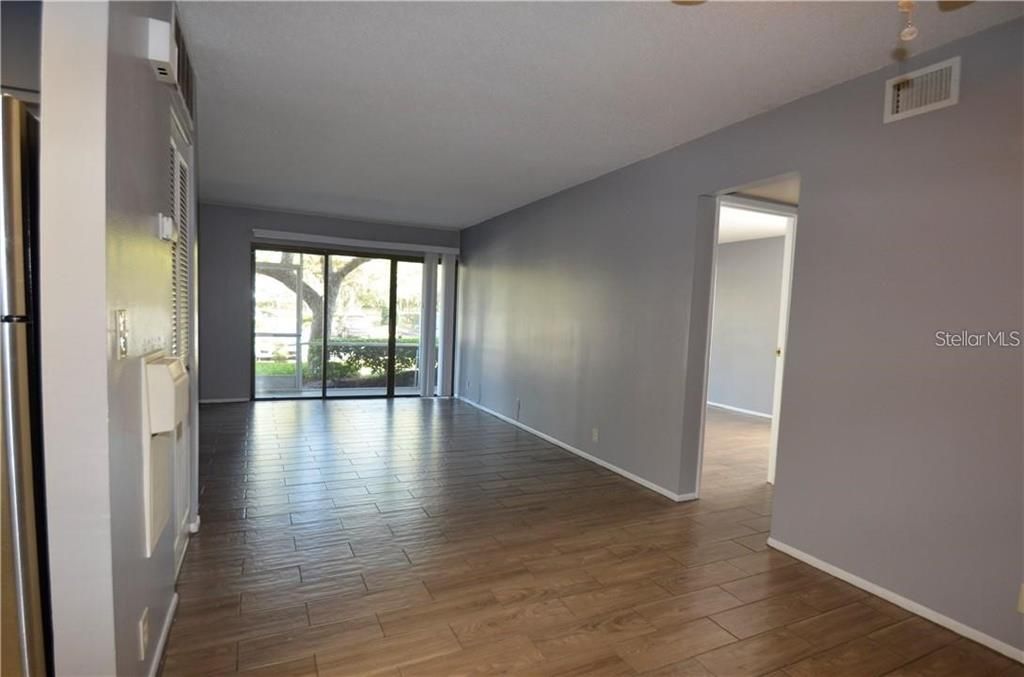 Recently Sold: $109,900 (1 beds, 1 baths, 710 Square Feet)