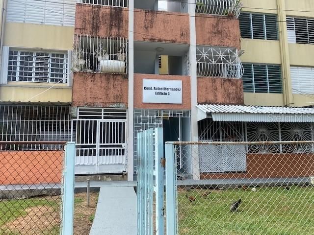 Vendido Recientemente: $44,900 (3 camas, 1 baños, 950 Pies cuadrados)