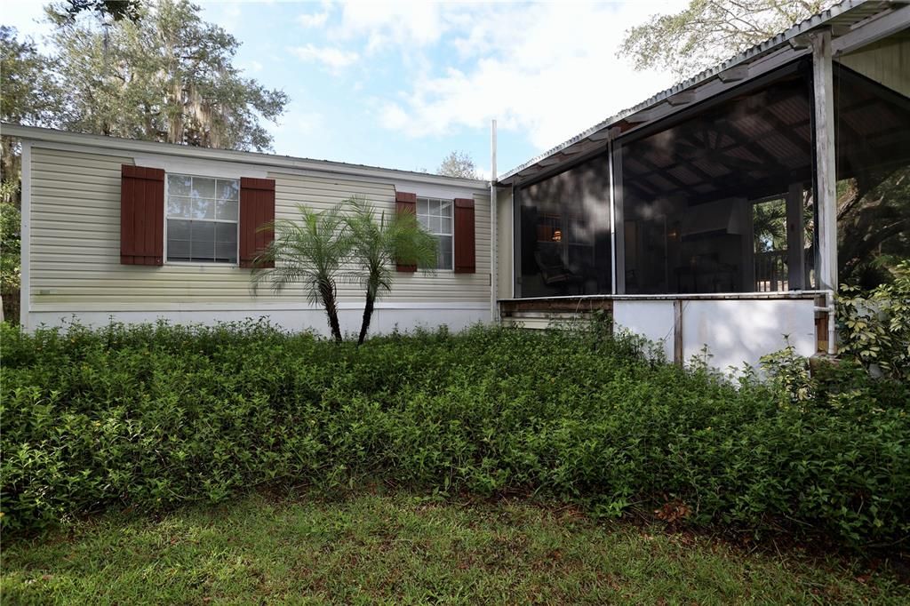 Recently Sold: $164,900 (3 beds, 2 baths, 1248 Square Feet)