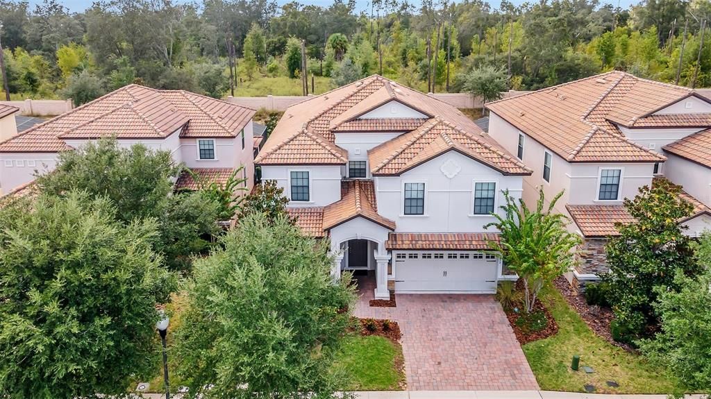 Vendido Recientemente: $749,900 (8 camas, 5 baños, 3909 Pies cuadrados)