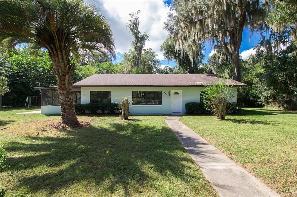 Recently Sold: $199,000 (3 beds, 2 baths, 1543 Square Feet)