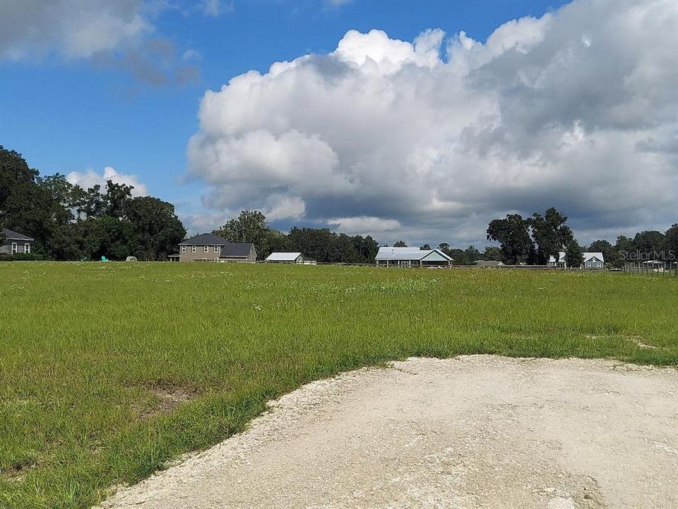 Vendido Recientemente: $55,000 (1.95 acres)