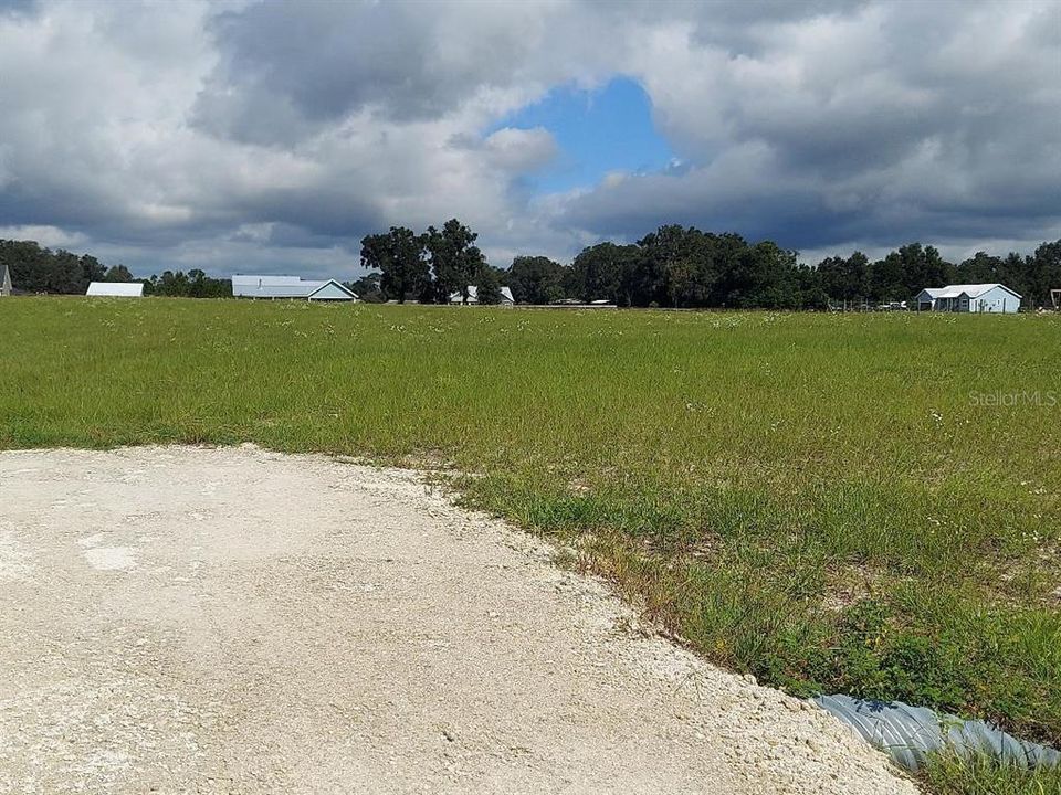 Vendido Recientemente: $55,000 (1.95 acres)