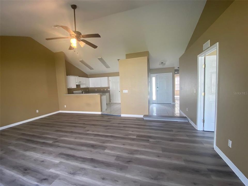 Recently Sold: $178,000 (2 beds, 2 baths, 1234 Square Feet)