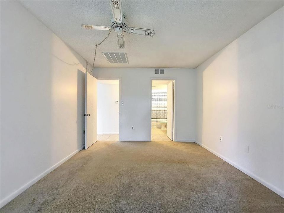 Recently Sold: $84,900 (1 beds, 1 baths, 672 Square Feet)