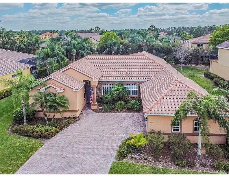 Recently Sold: $590,000 (4 beds, 3 baths, 2613 Square Feet)