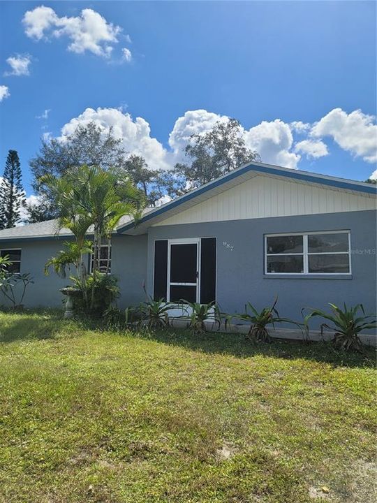 Recently Sold: $270,000 (3 beds, 2 baths, 1606 Square Feet)