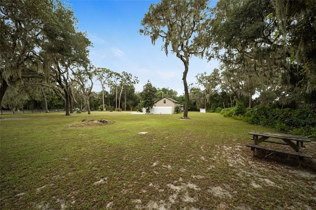 Recently Sold: $450,000 (4 beds, 2 baths, 2073 Square Feet)