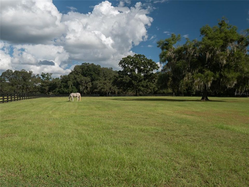 Vendido Recientemente: $1,450,000 (3 camas, 3 baños, 3256 Pies cuadrados)