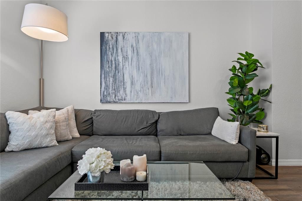 Recently Sold: $625,000 (2 beds, 2 baths, 1128 Square Feet)