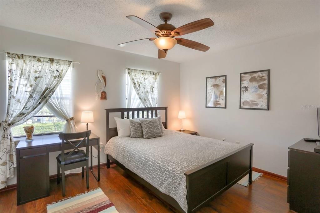 Recently Sold: $515,000 (2 beds, 2 baths, 1080 Square Feet)