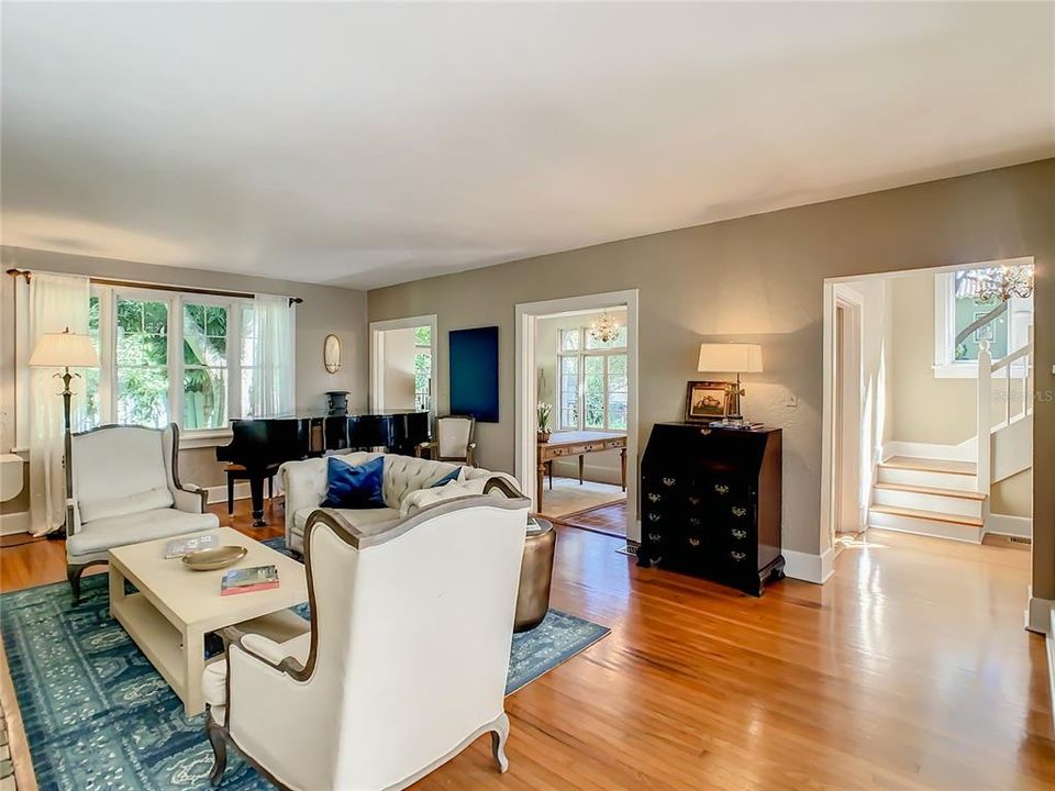 Recently Sold: $1,479,000 (4 beds, 3 baths, 3382 Square Feet)
