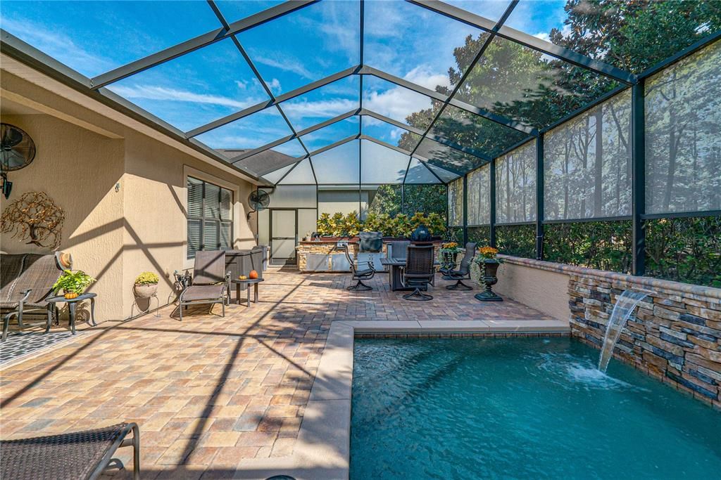 Recently Sold: $435,000 (3 beds, 2 baths, 2180 Square Feet)