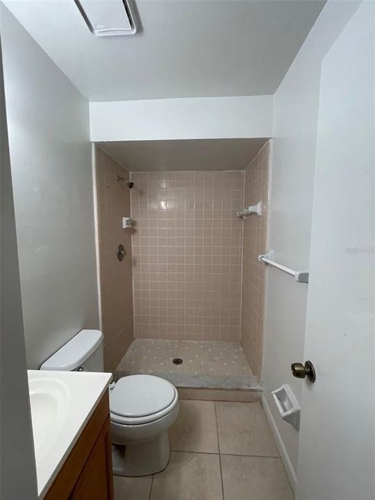 最近租的: $1,200 (2 贝兹, 2 浴室, 990 平方英尺)