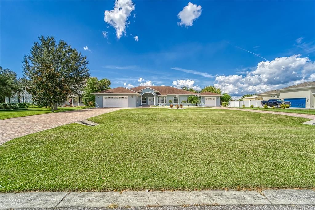 Recently Sold: $1,125,000 (4 beds, 3 baths, 3028 Square Feet)