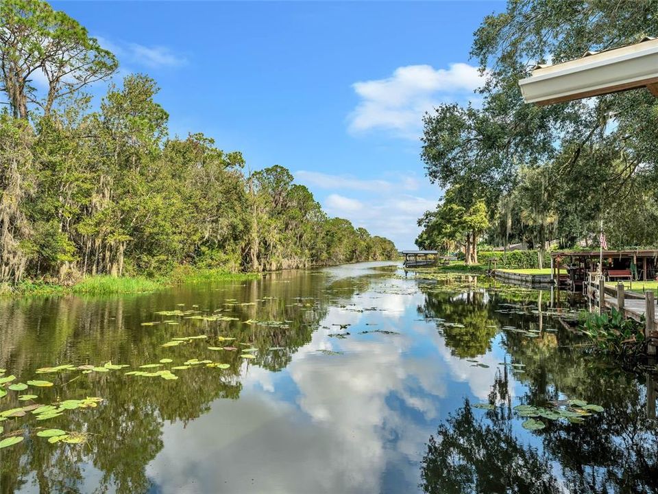 Vendido Recientemente: $429,993 (3 camas, 2 baños, 1833 Pies cuadrados)