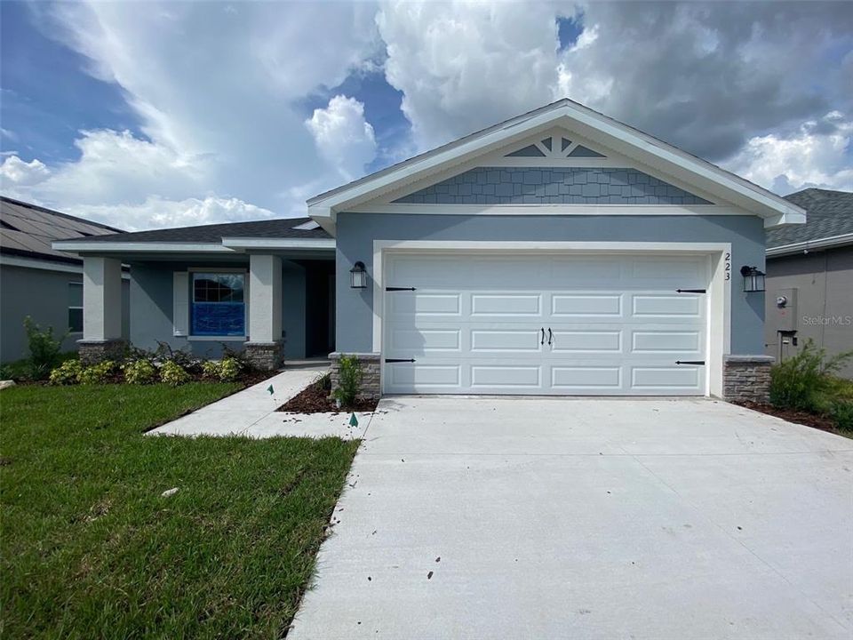 Recently Sold: $303,651 (4 beds, 2 baths, 1972 Square Feet)