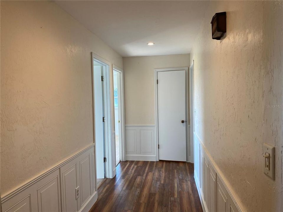 Recently Sold: $250,000 (3 beds, 2 baths, 1593 Square Feet)