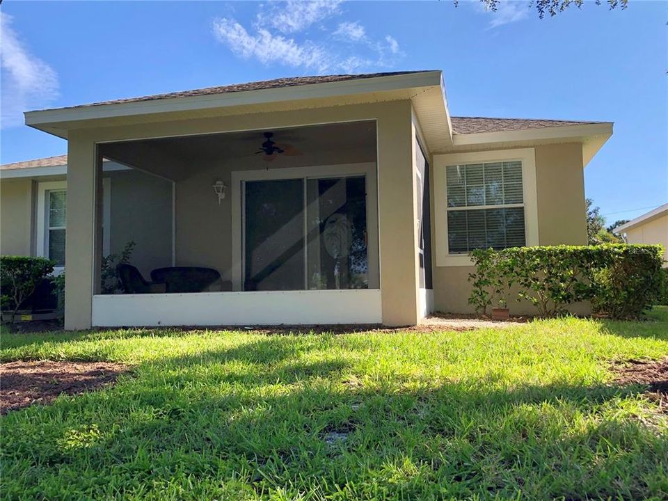 Recently Sold: $425,000 (3 beds, 2 baths, 1551 Square Feet)