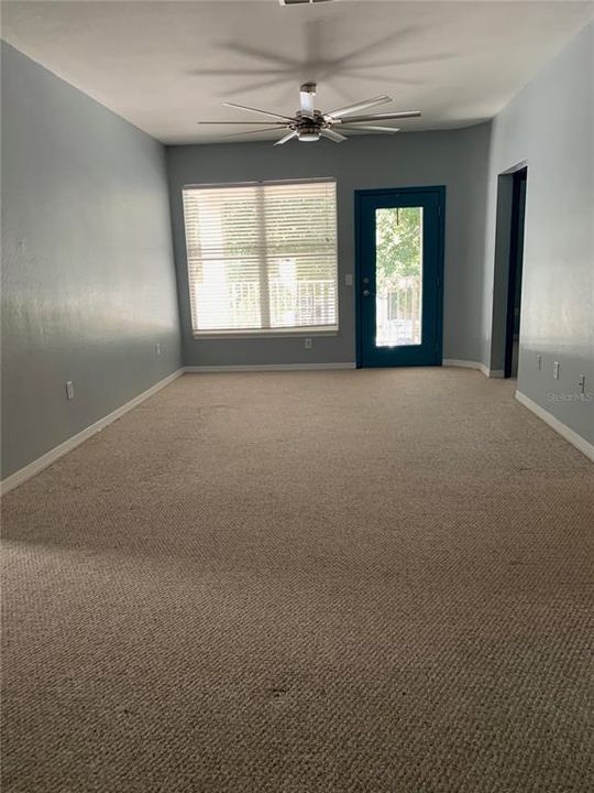 Recently Rented: $1,300 (2 beds, 2 baths, 1152 Square Feet)