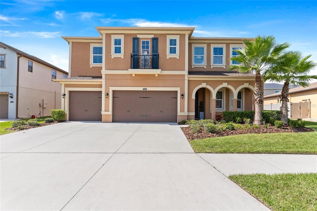 Recently Sold: $875,000 (5 beds, 4 baths, 4439 Square Feet)