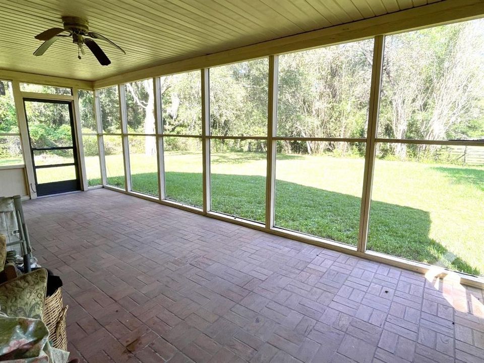 Covered porch off Family Room