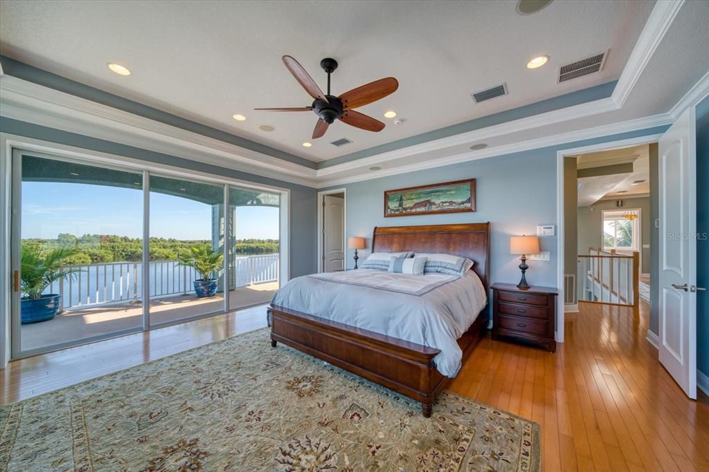 Master bedroom and access to balcony and Captain's deck right outside!